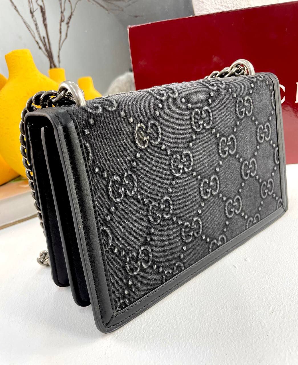 /public/uploads/photos/shares/Suzy bags/IMG_3749.jpeg